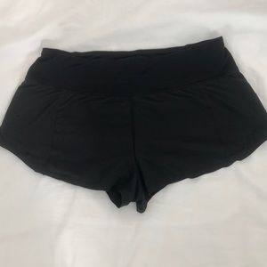Black lulu shorts